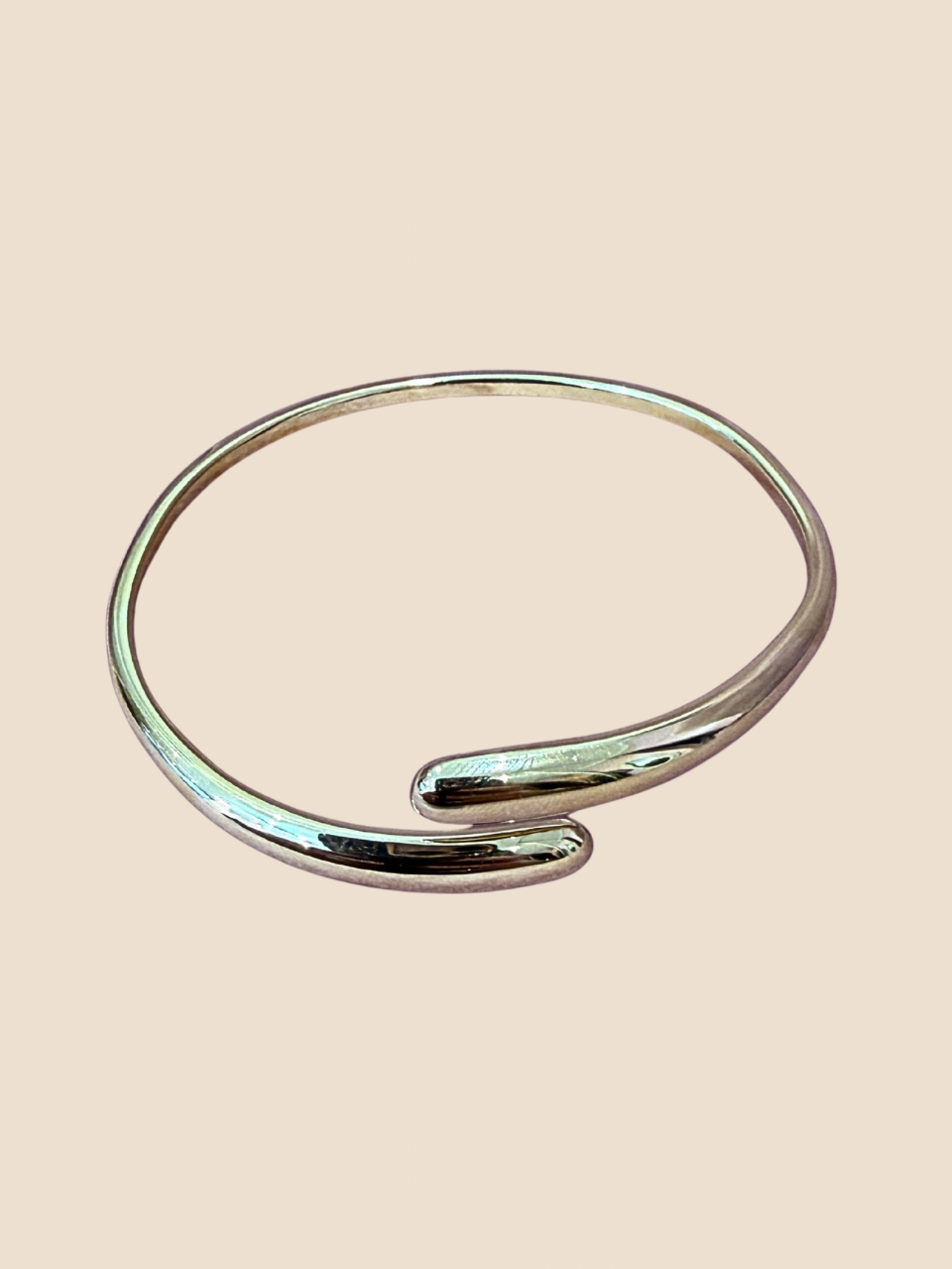 Jonc en acier inoxydable doré (Plusieurs modèles)